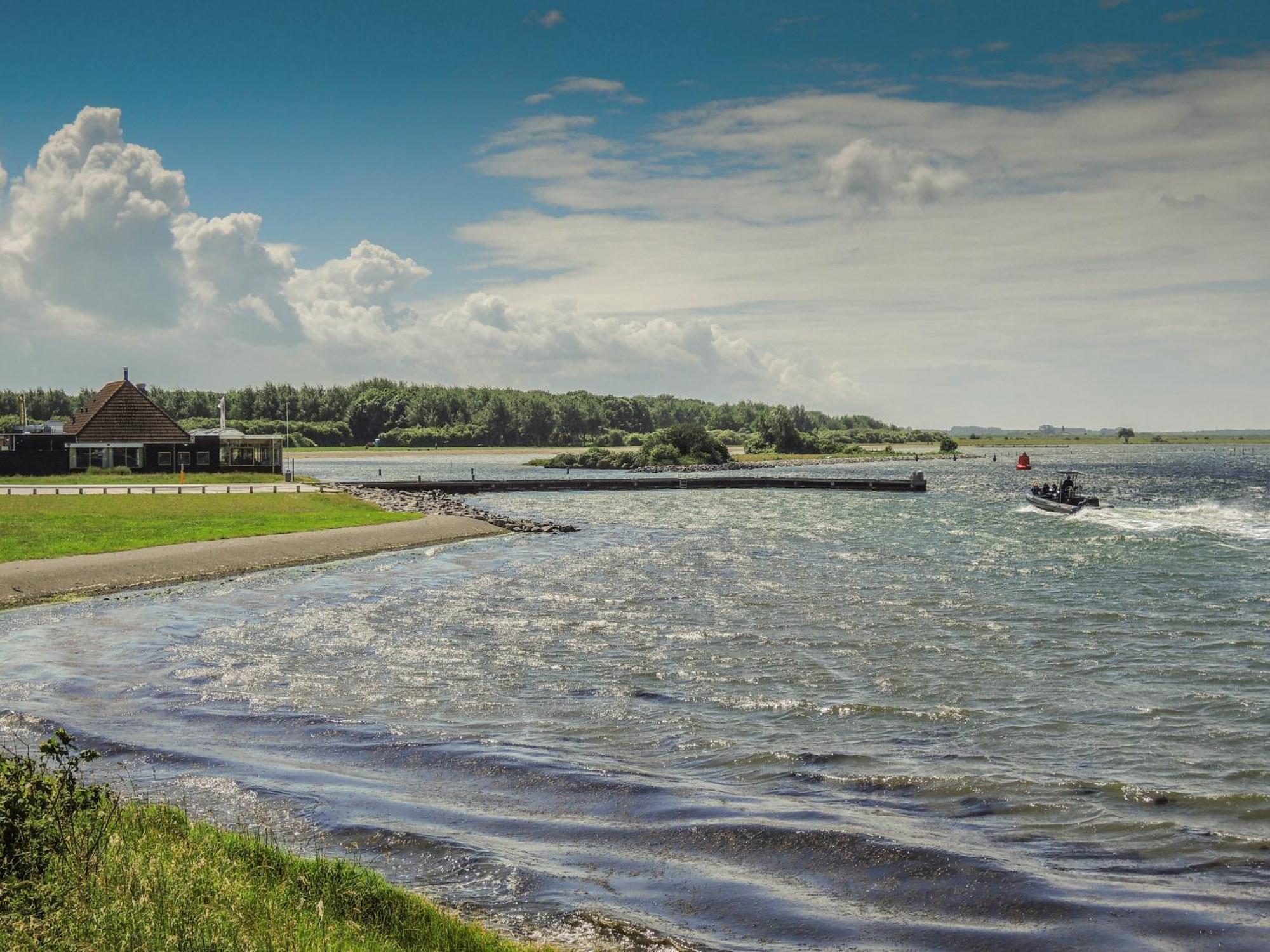 Ruime Vrijstaande Vakantiewoning Aan Veerse Meer, 6 Persoons Wolphaartsdijk Exterior photo